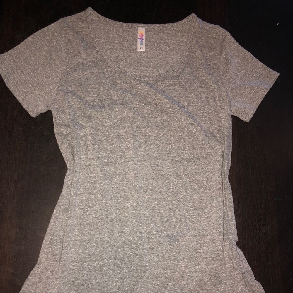 LulaRoe Classic Tee